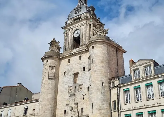 Appartement Charme & Confort A 10M Du Vieux Port- La Rochelle, 2 Pers, Wifi & Equipements Complets - Fr-1-535-56
