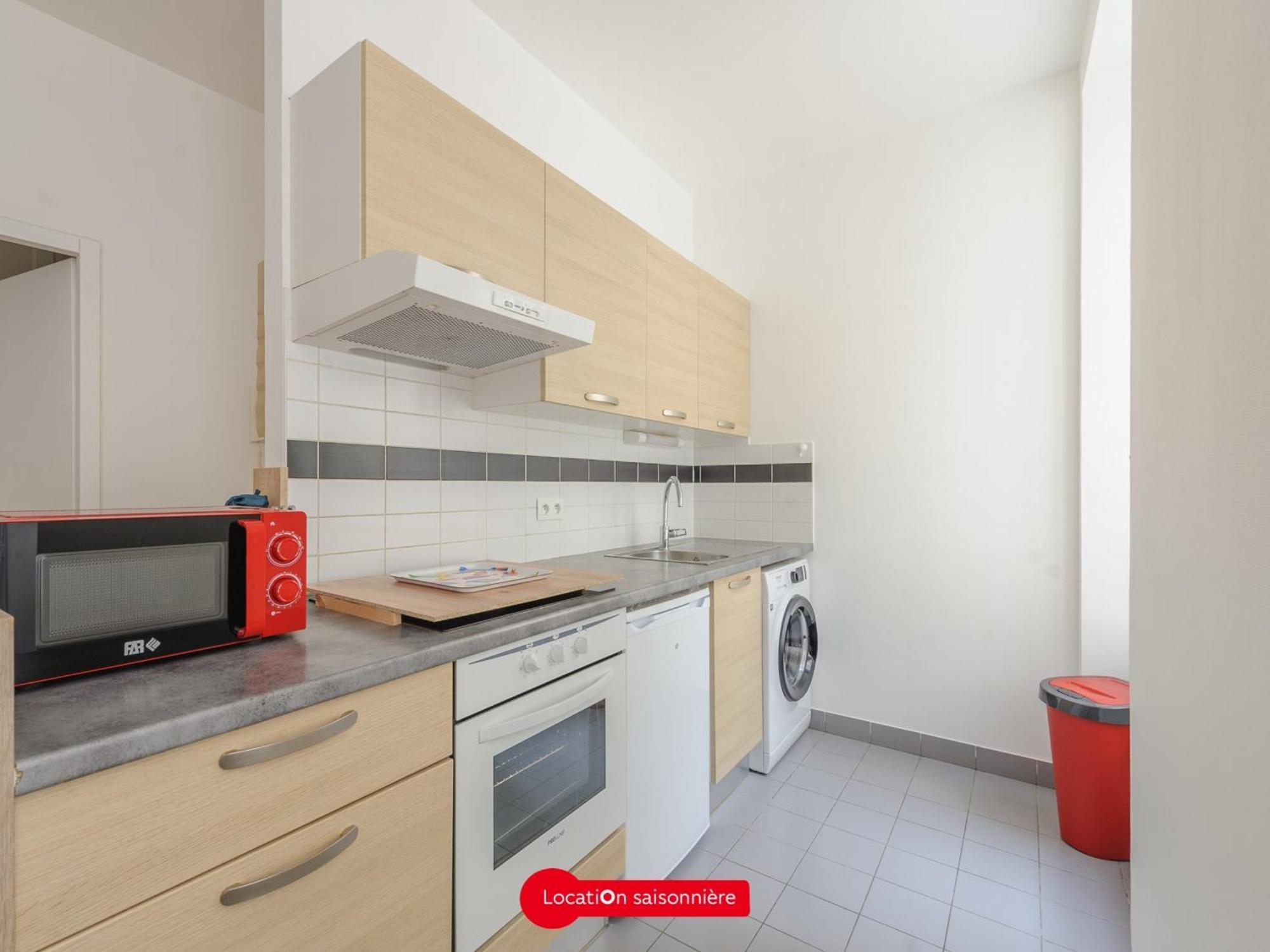 Charme & Confort A 10m Du Vieux Port- La Rochelle, 2 Pers, Wifi & Equipements Complets - Fr-1-535-56 *